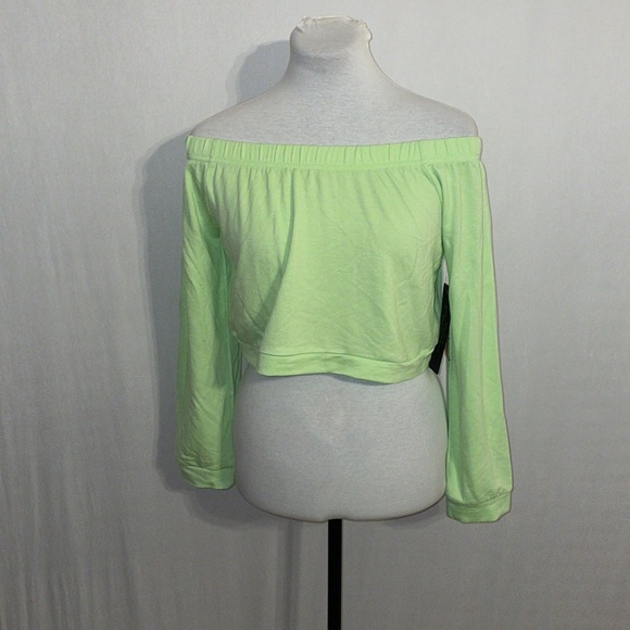 Feathers Off the Shoulder Crop Top Large NWT - Picture 2 of 9